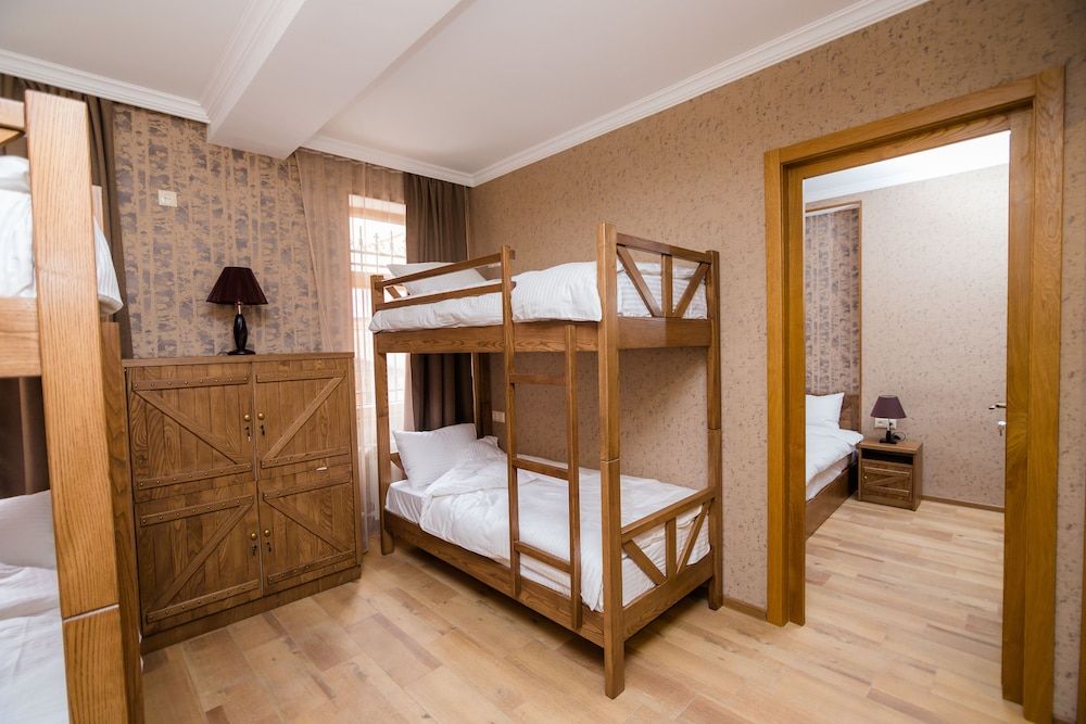 Metekhi's Galavani Hotel - Hostel Family Room 4