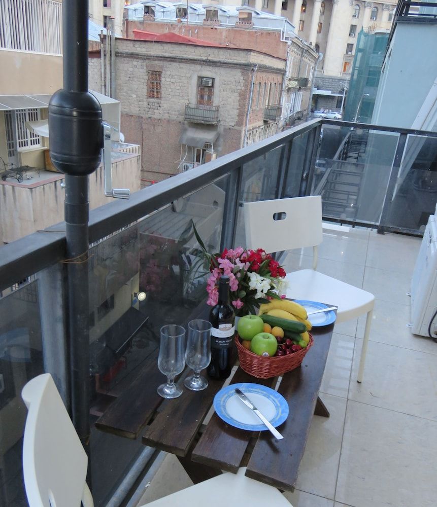 Atlas Family Apartment 10