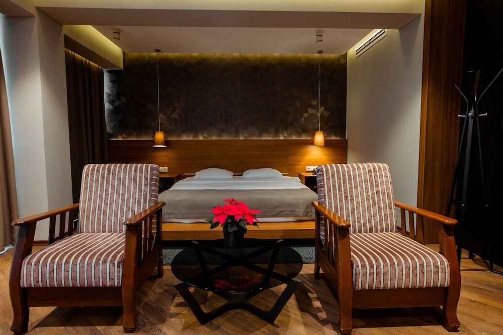 Golden Palace Hotel Standard Double Room 2