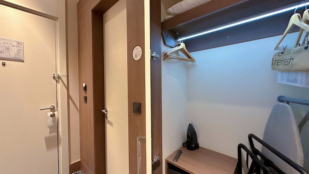 Tbilisi Philharmonic Hotel by Mercure Classic Room, 1 Double Bed 10