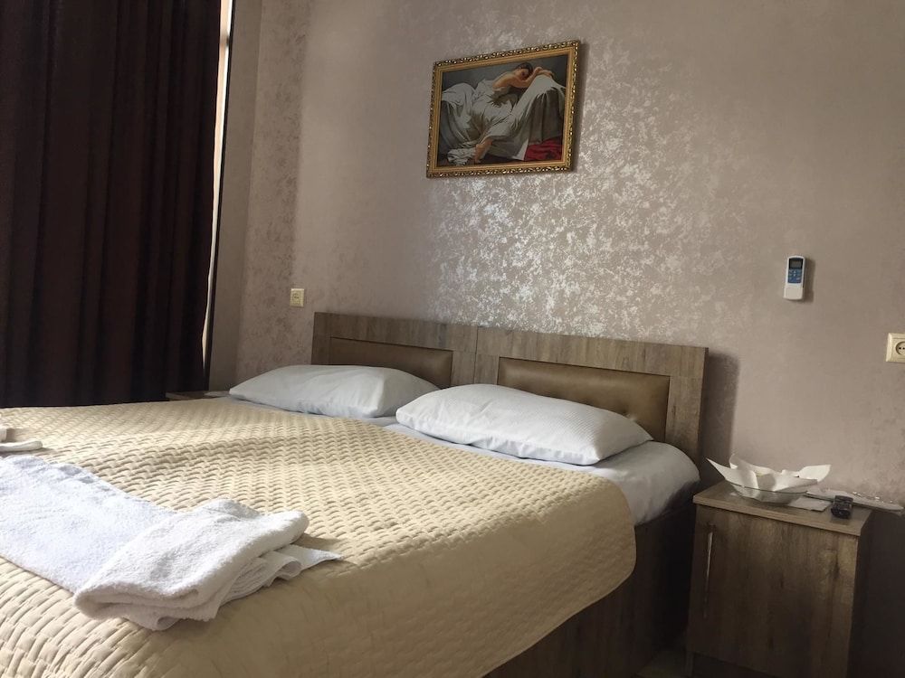 Deluxe Double or Twin Room, Balcony