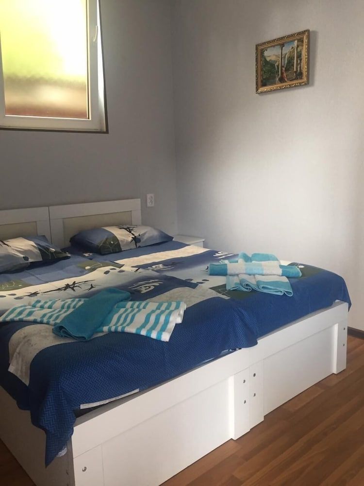 Double Room (with Private External Bathroom)
