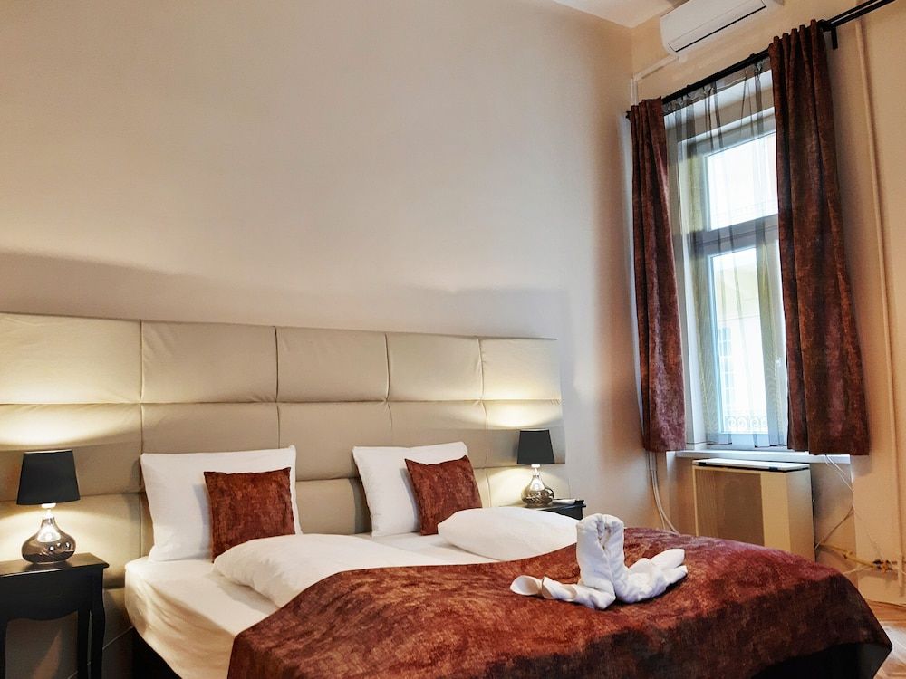 Folk Art Apartment Apartment 2