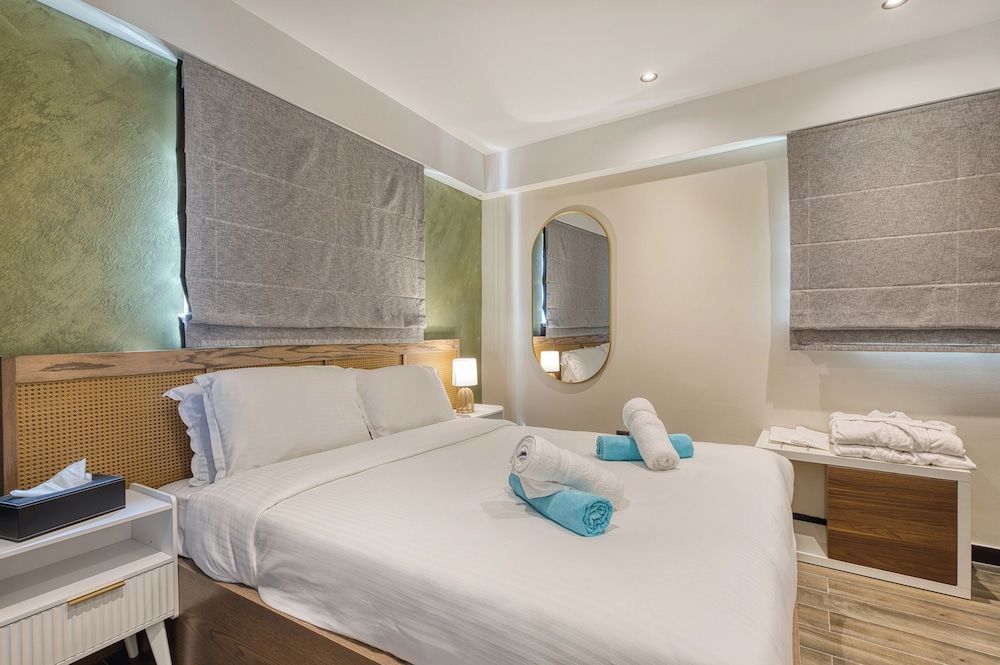 DOMS Boutique Living Deluxe Double Room 2