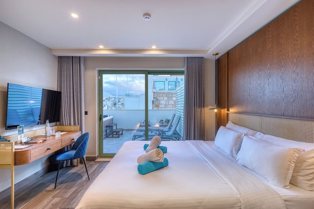 DOMS Boutique Living Luxury Double Room 5