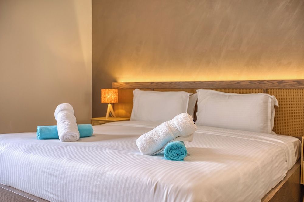 DOMS Boutique Living Deluxe Double Room 23