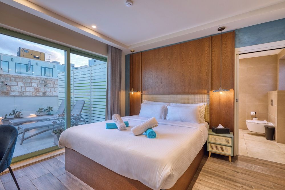 DOMS Boutique Living Luxury Double Room 4