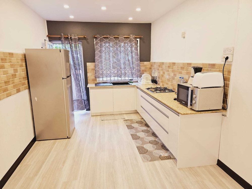 Captivating 3-bed Apartment in Flic en Flac Apartment 9