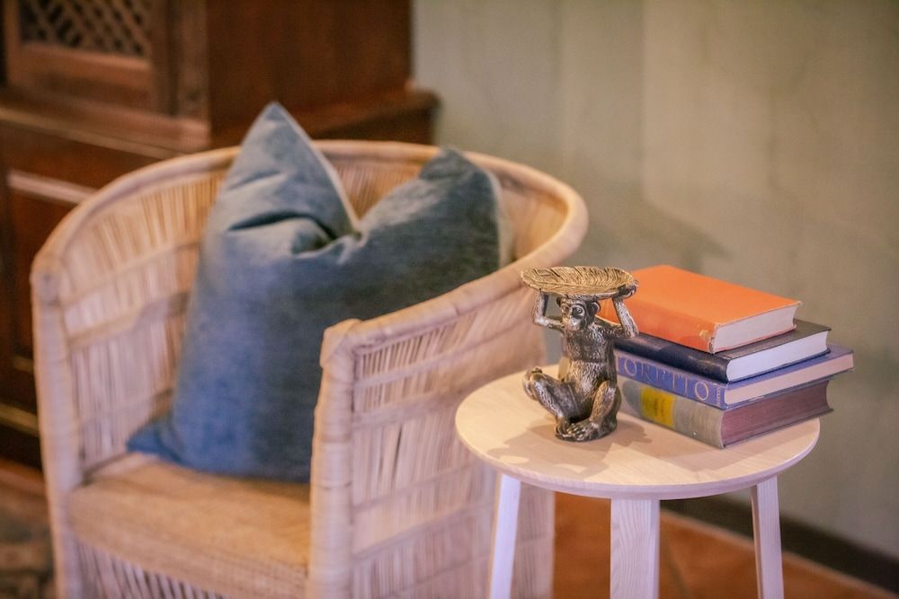 Okapuka Safari Lodge Luxury Suite 5