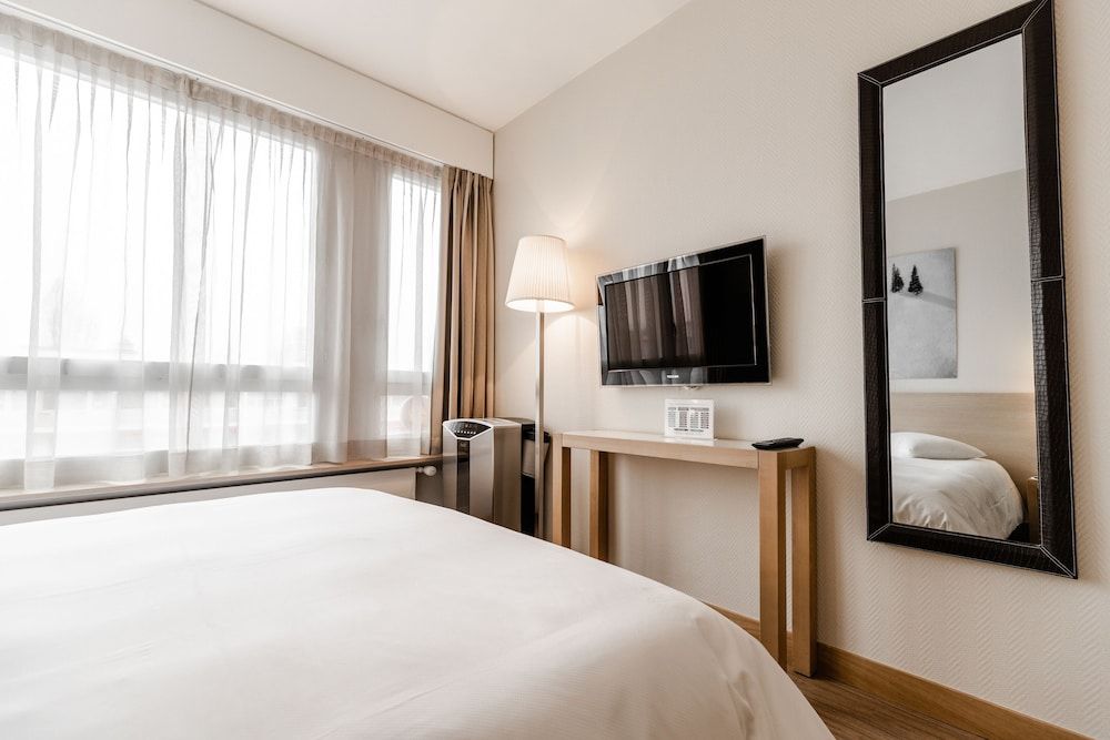 Starling Hotel Residence Genève Classic Double Room 2