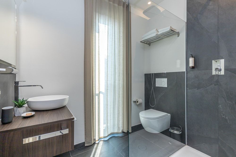 Icon H 404 Suite Micro Living Family Studio (ICON H 404 Suite Micro Living) 2