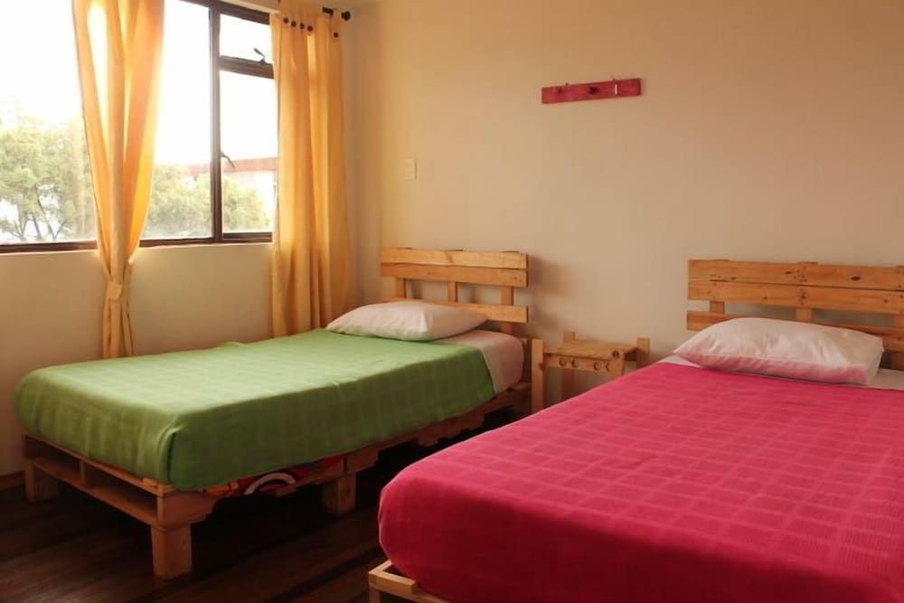 Hostal Triángulo del Café - Hostel Standard Quadruple Room, Shared Bathroom 5