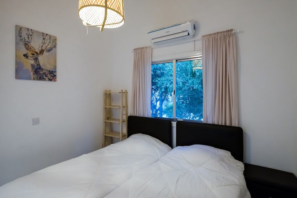 undefined Townhouse In Ideal Location 4