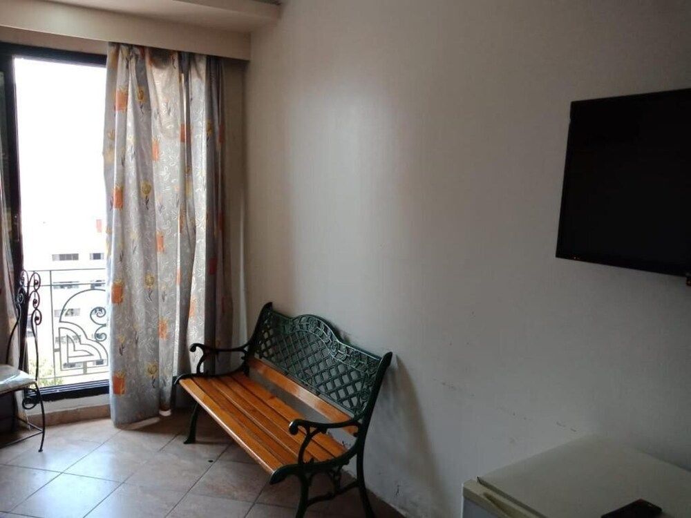 undefined Art Hostel 2