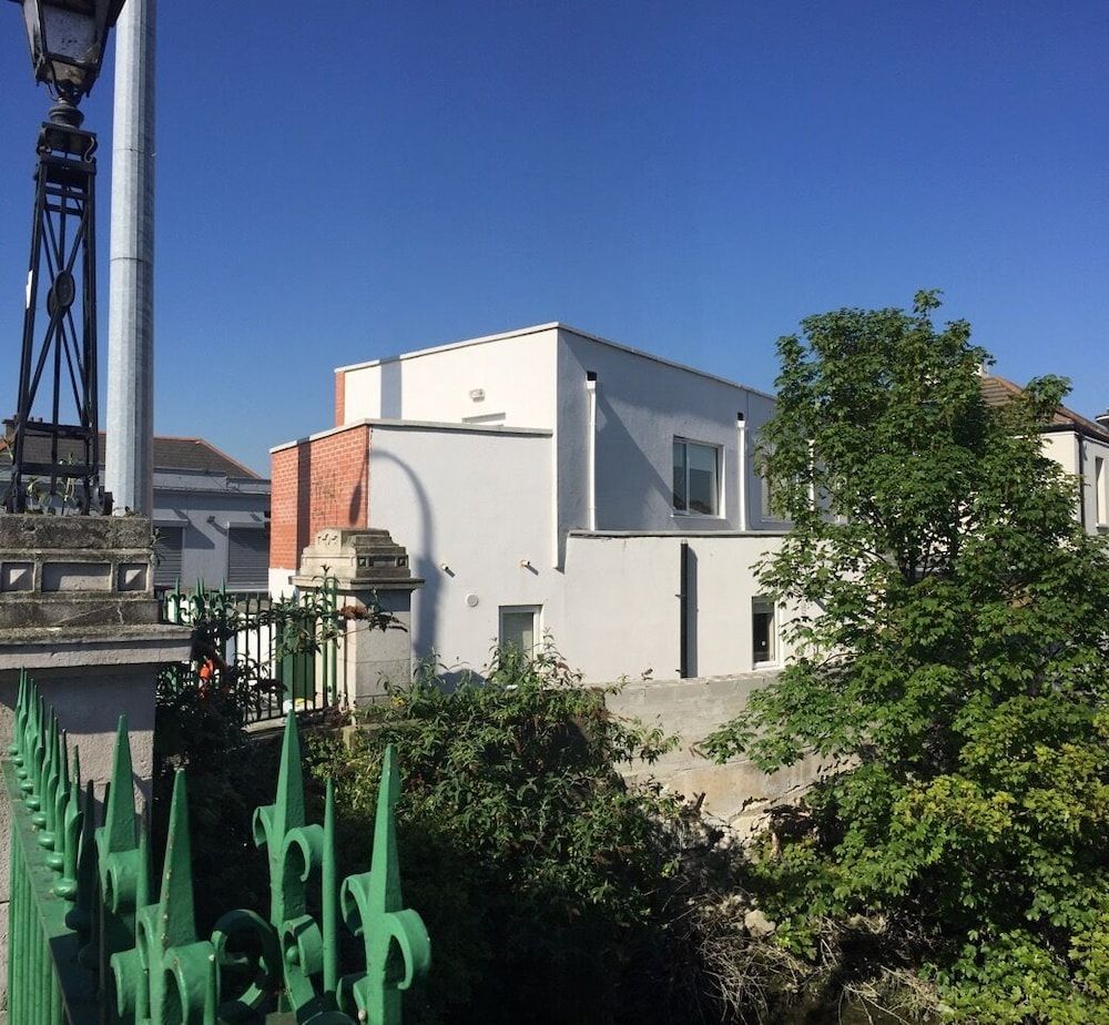 undefined Pia House 3