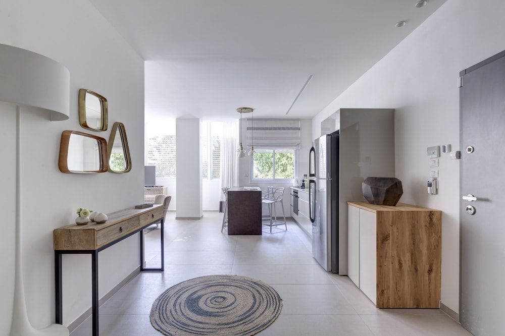 Central17 by TLV2RENT Deluxe Apartment 8