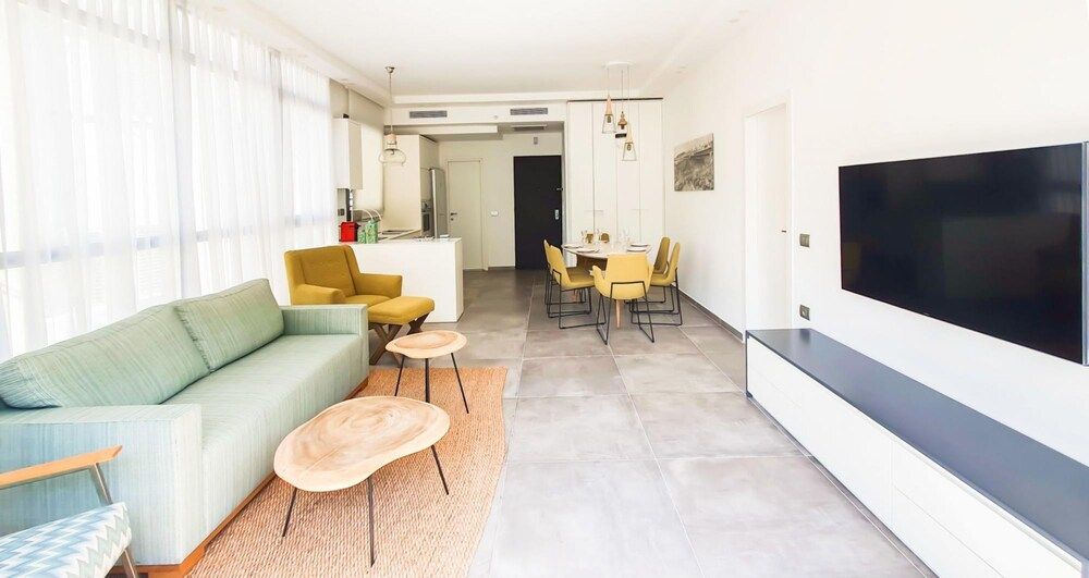 undefined Rupin Ruby in Tel Aviv-yafo 8