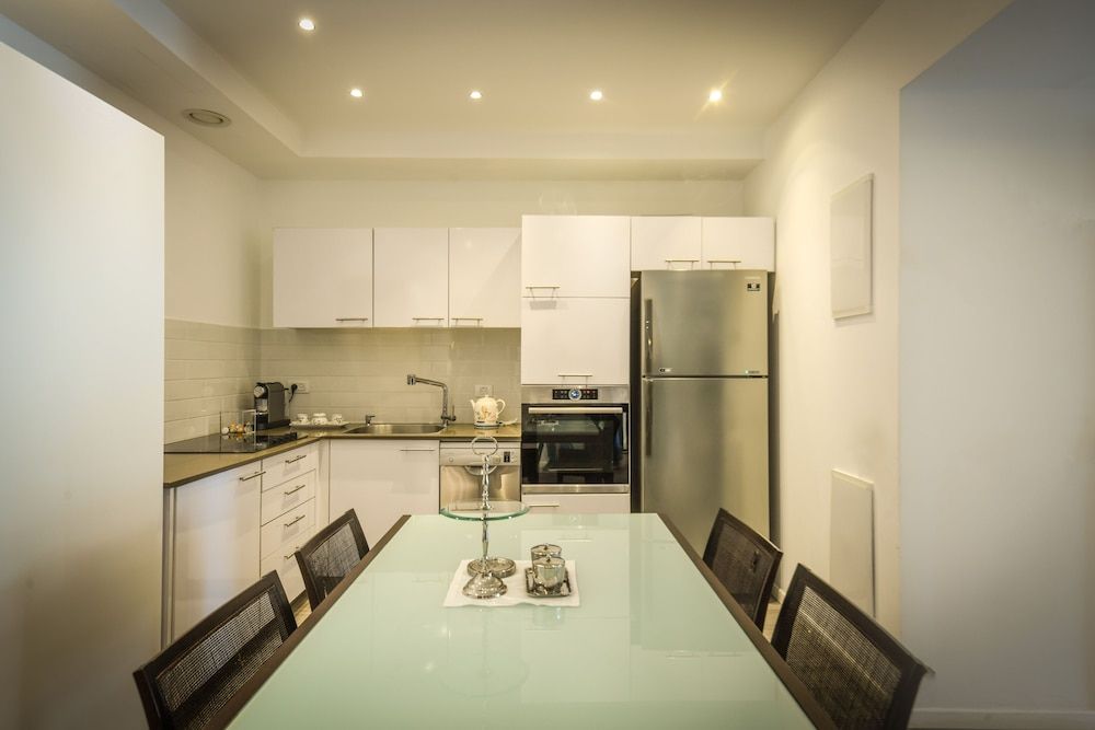 Luxury Levontin apt near Rothschild Deluxe Apartment 13