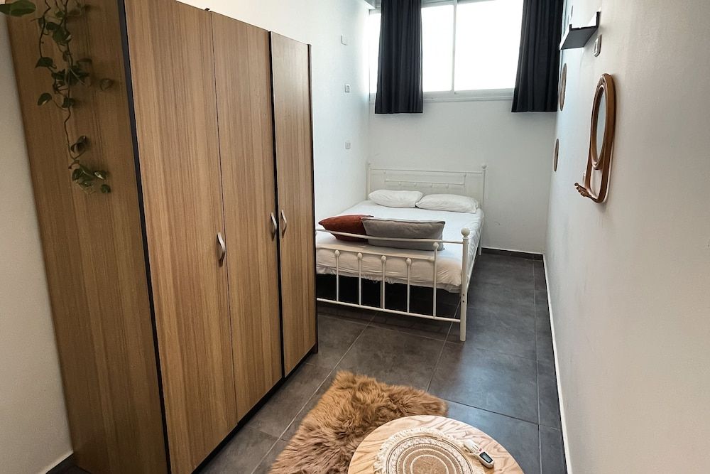 Jungle Jaffa Hostel Age 18 to 45 Standard Double Room 9