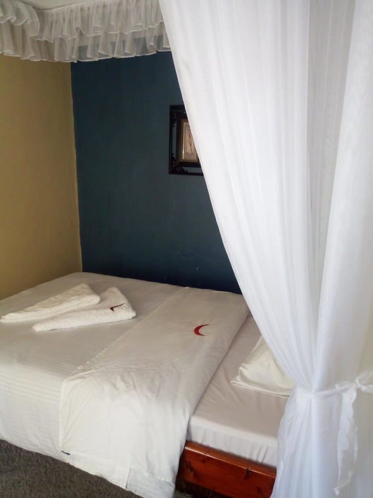 undefined Rigel Inn 10