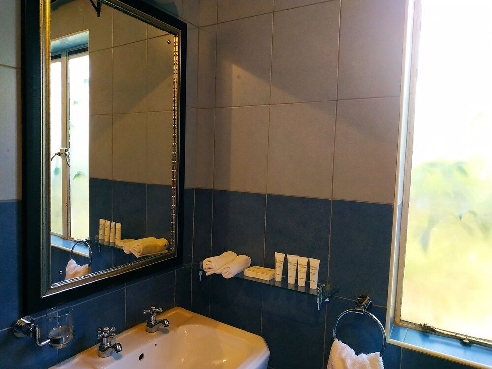 Zereniti House Deluxe Duplex, 1 Queen Bed, Balcony, Garden View 7