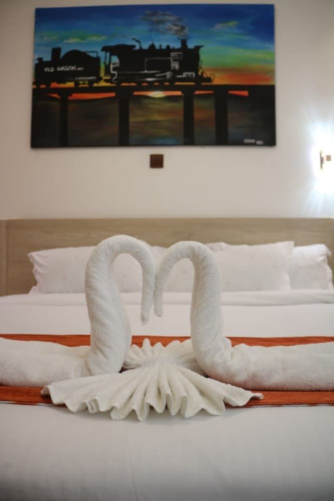 Old Station Lounge Naivasha Double Room 7