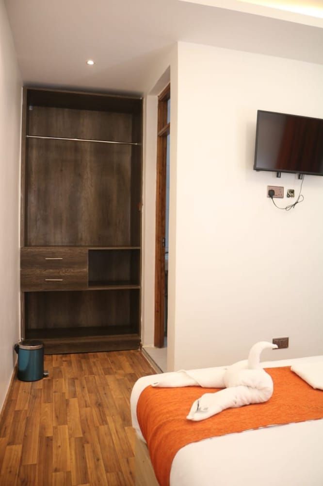 Old Station Lounge Naivasha Double Room 5