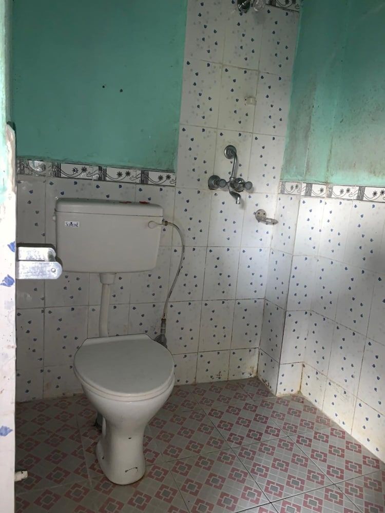 undefined Bickey's Home B&B 8