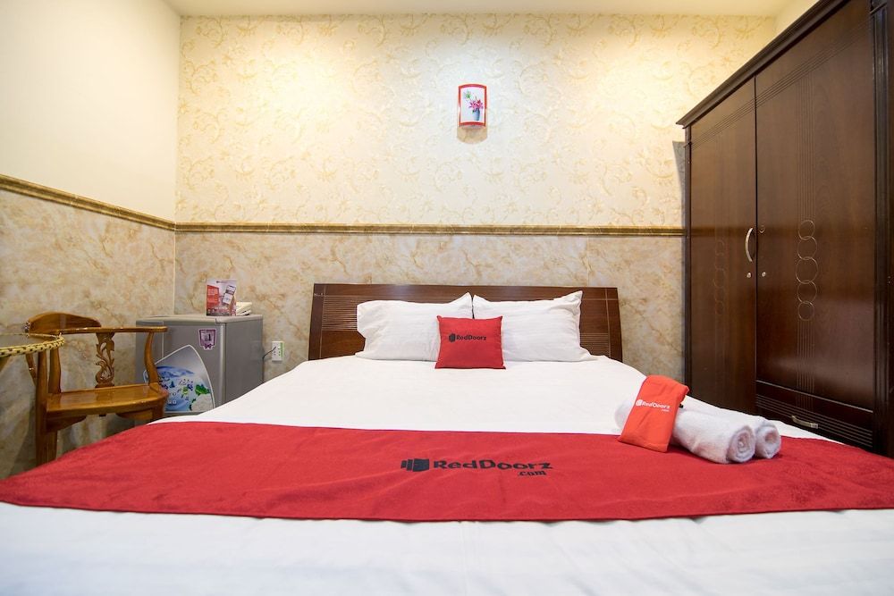 undefined Reddoorz Plus Near Mien Tay Bus Station 2 6