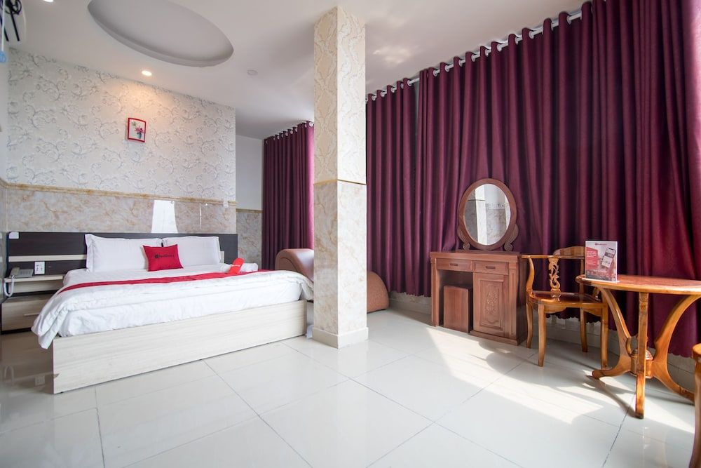 undefined Reddoorz Plus Near Mien Tay Bus Station 2