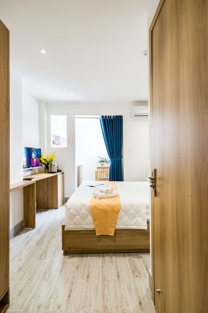 HAPPYHOMES 102 Luxury Bui Vien Apartment Luxury Apartment, City View 15