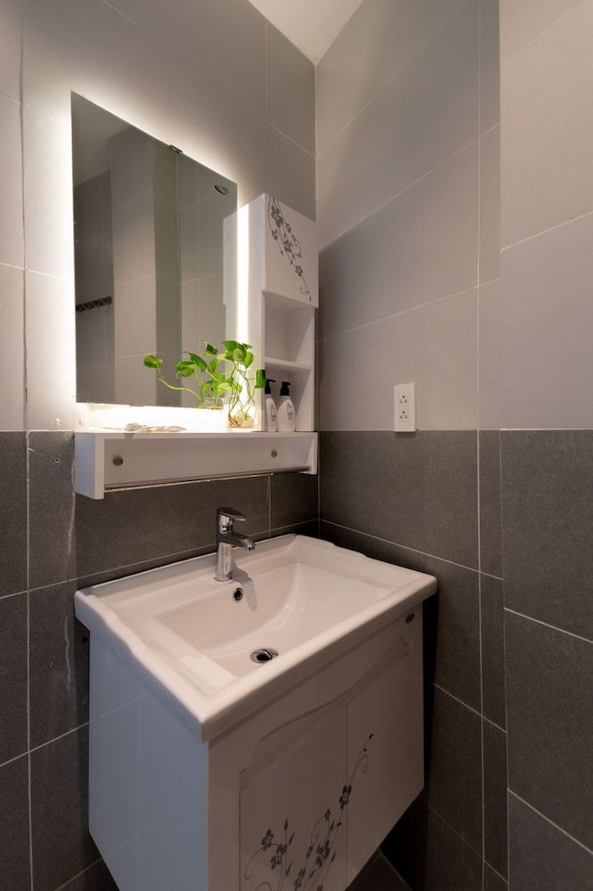 HAPPYHOMES 102 Luxury Bui Vien Apartment Studio Apartment with Window 17