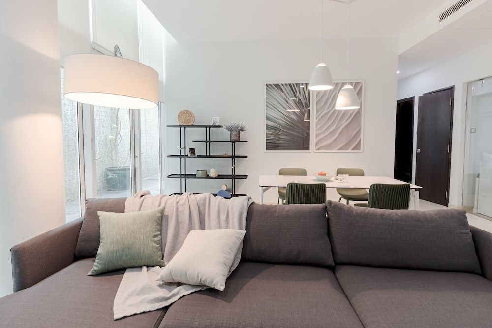 undefined Blue Arch Suites - The Notre Dame Saigon 5