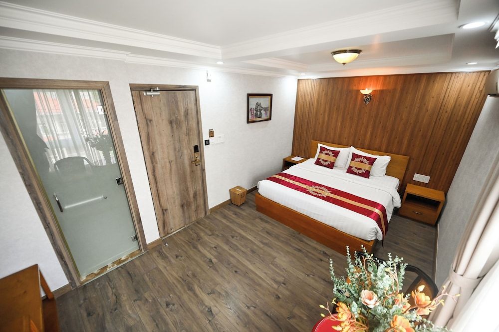 The River Park Hotel Superior Double Room 4