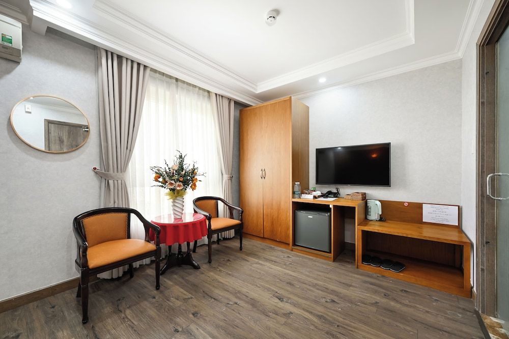 The River Park Hotel Superior Double Room 10