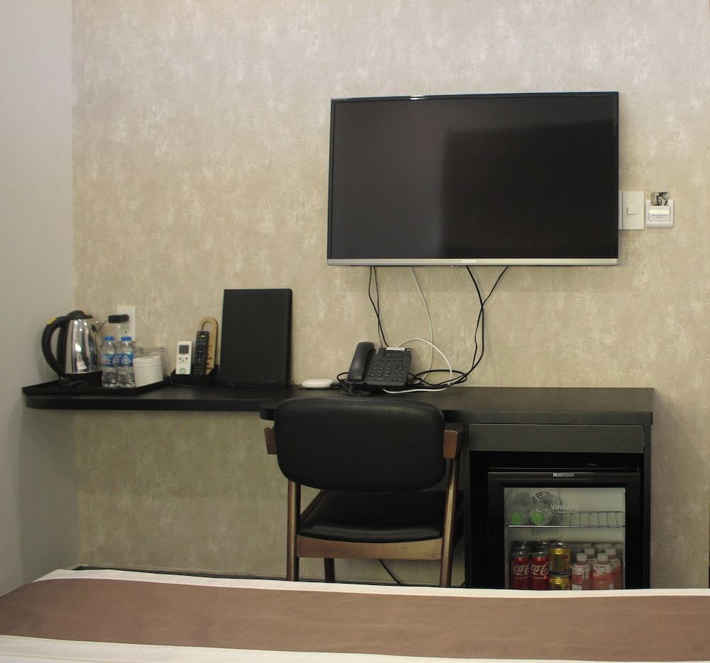 Bros Hotel Standard Room 4