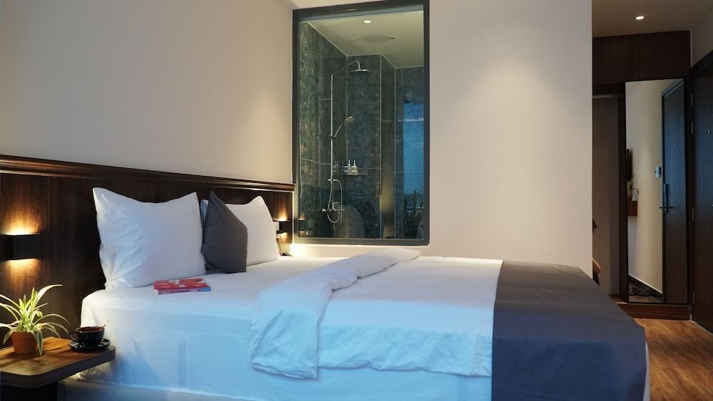 undefined Bros Hotel 8