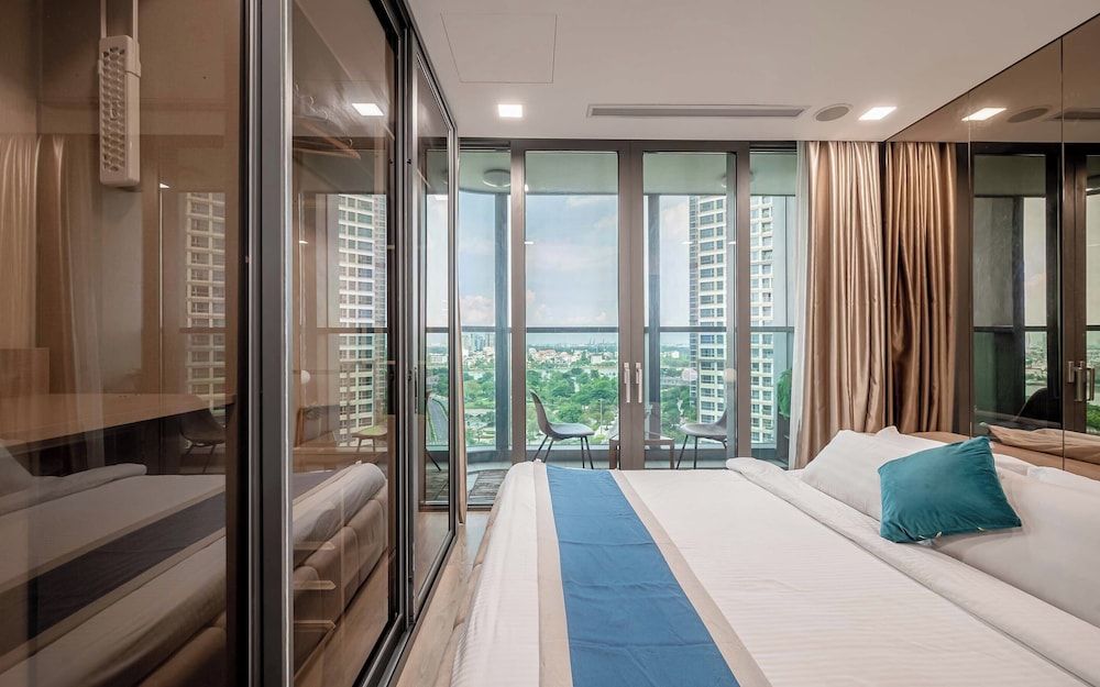 undefined Boutique Unique Landmark 81 2