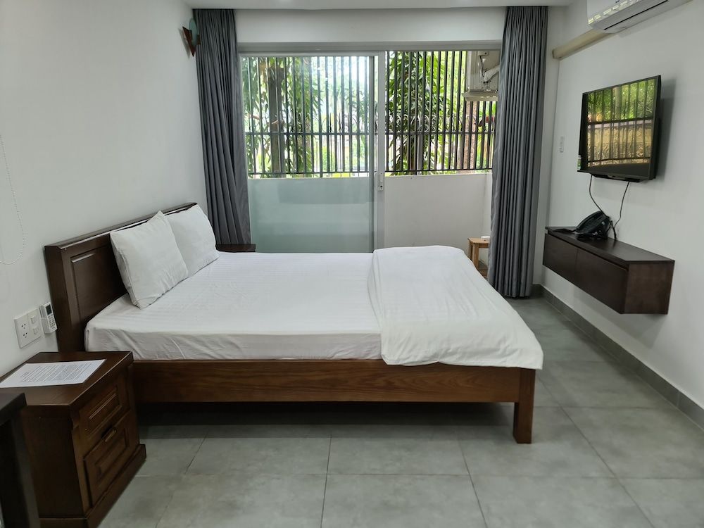 undefined Hotel Home 2