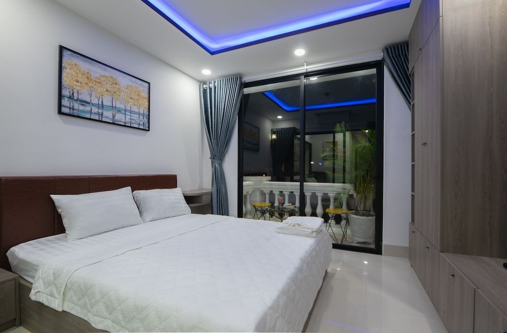 Deluxe Apartment