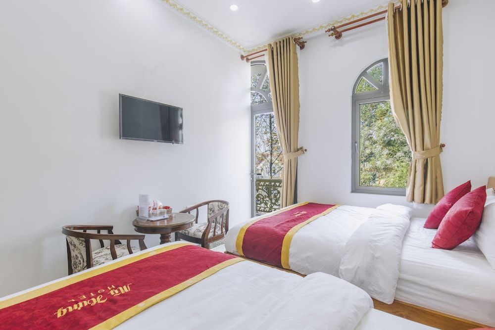 My Hung Hotel DaLat Deluxe Double Room 9