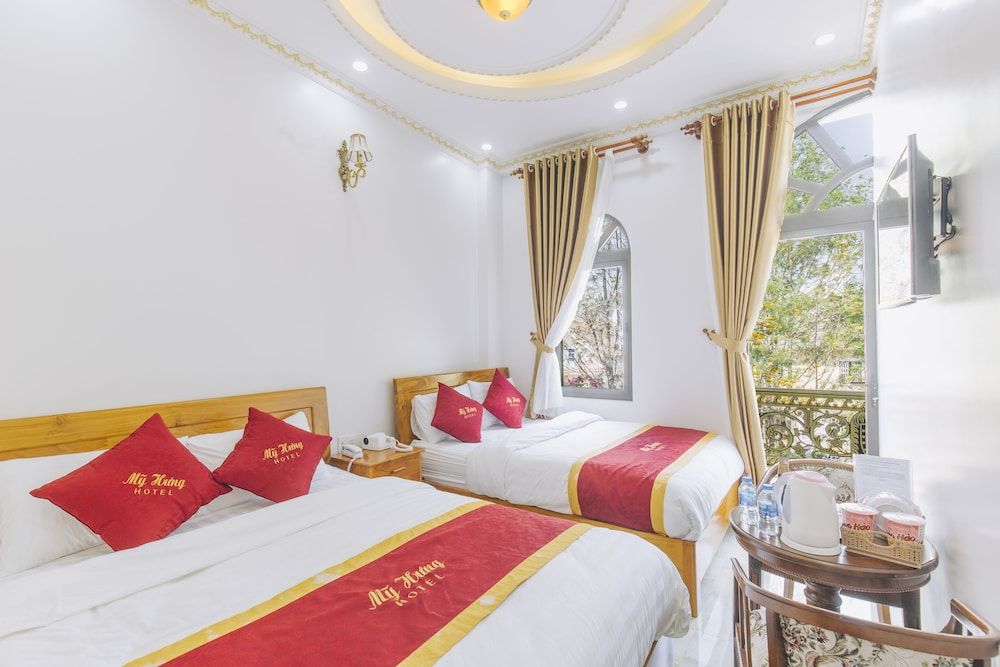 My Hung Hotel DaLat Deluxe Double Room 3