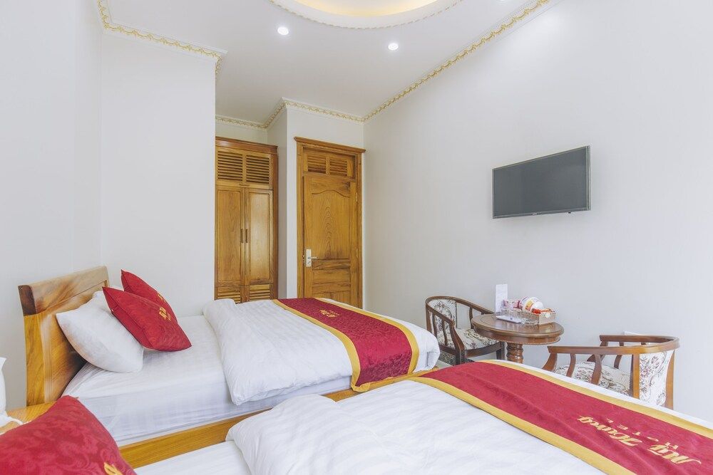 My Hung Hotel DaLat Deluxe Double Room 8