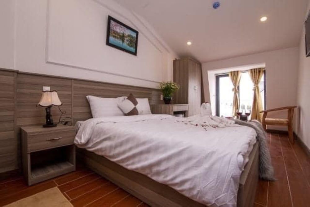 undefined Lina Hotel 9