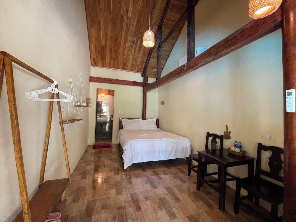 Phong Nha Ecolodge Standard Double Room 9