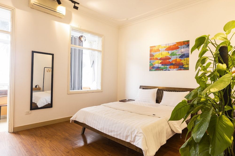 Em Am Homestay - West Lake Superior Room 2