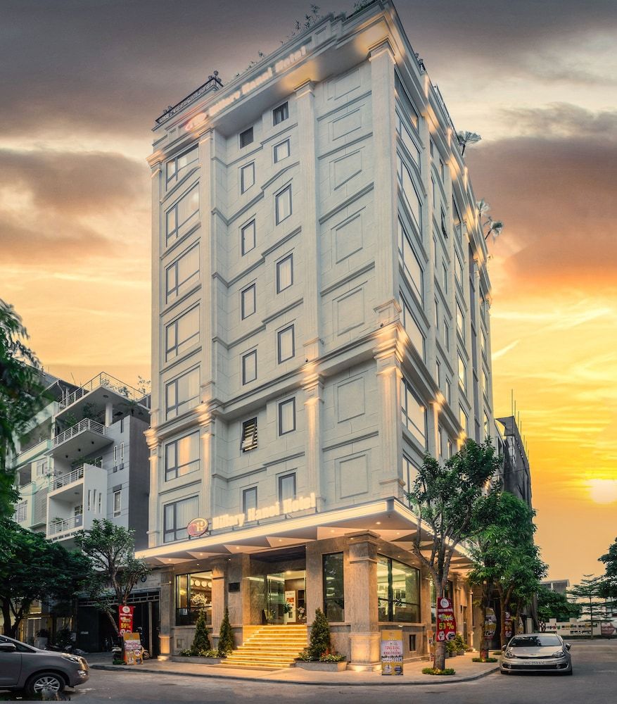 undefined Hillary Hanoi Hotel 7