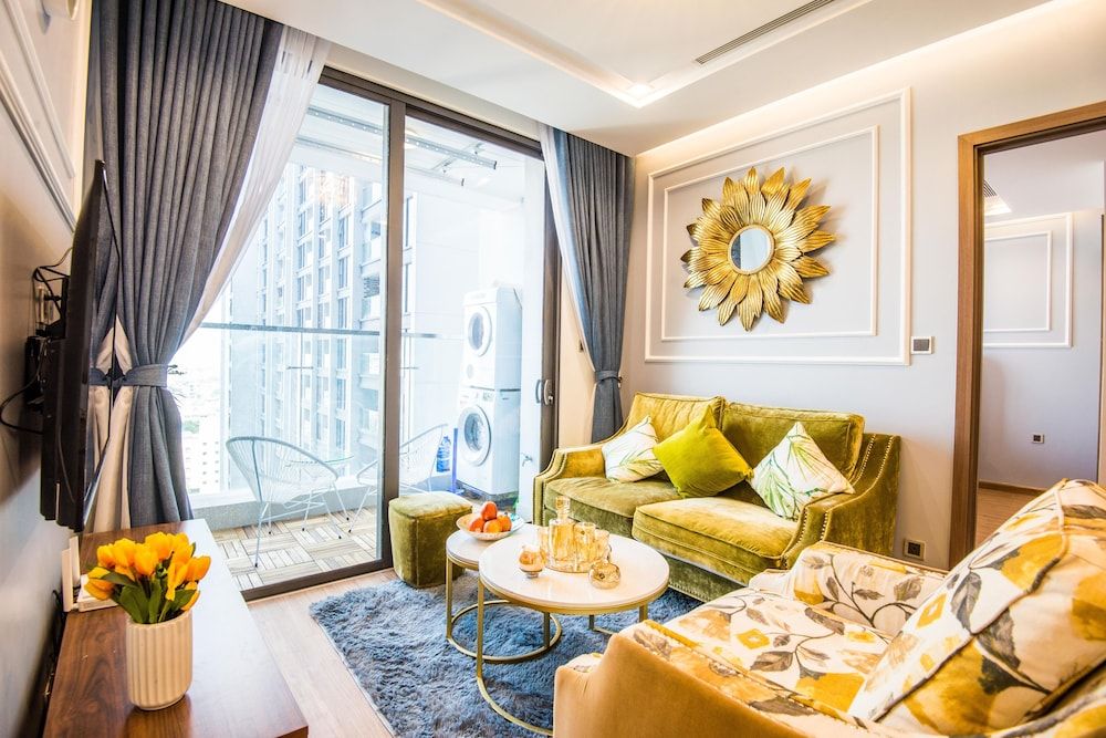 La Rosa Vinhomes Metropolis Apartment