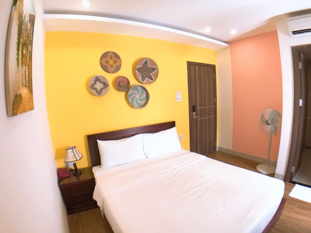 undefined Azure Hotel Danang 8