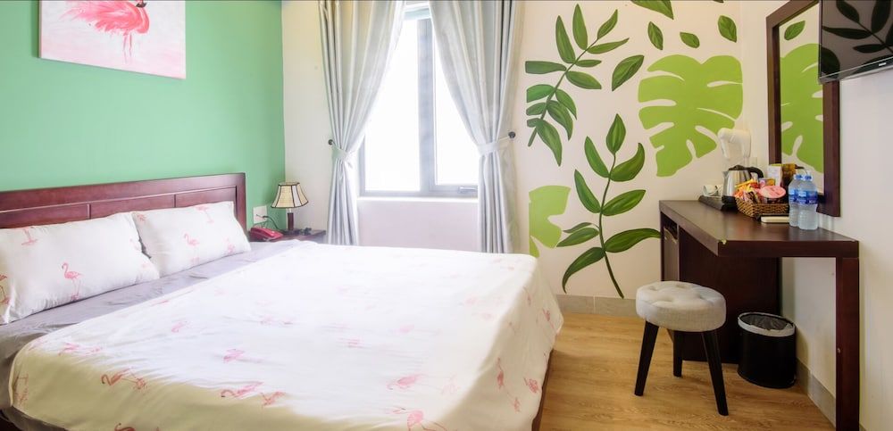 undefined Azure Hotel Danang 10